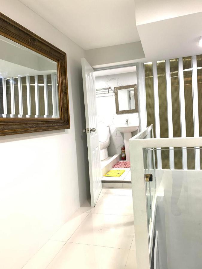 2 Bedroom Condo Unit With City And Mountain View 宿务 外观 照片