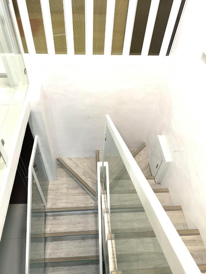 2 Bedroom Condo Unit With City And Mountain View 宿务 外观 照片