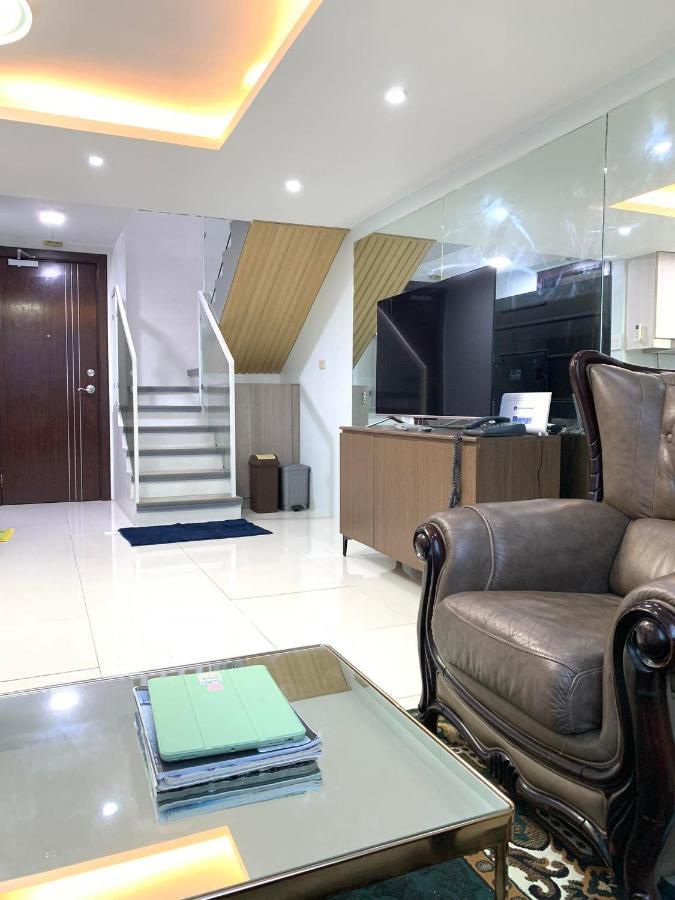 2 Bedroom Condo Unit With City And Mountain View 宿务 外观 照片
