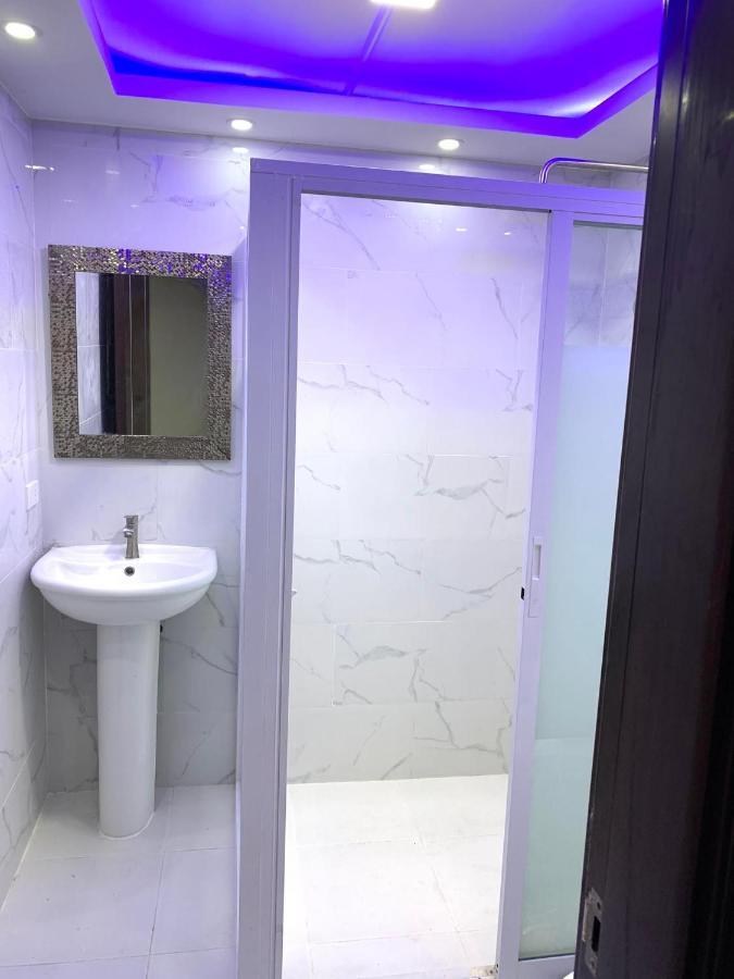 2 Bedroom Condo Unit With City And Mountain View 宿务 外观 照片
